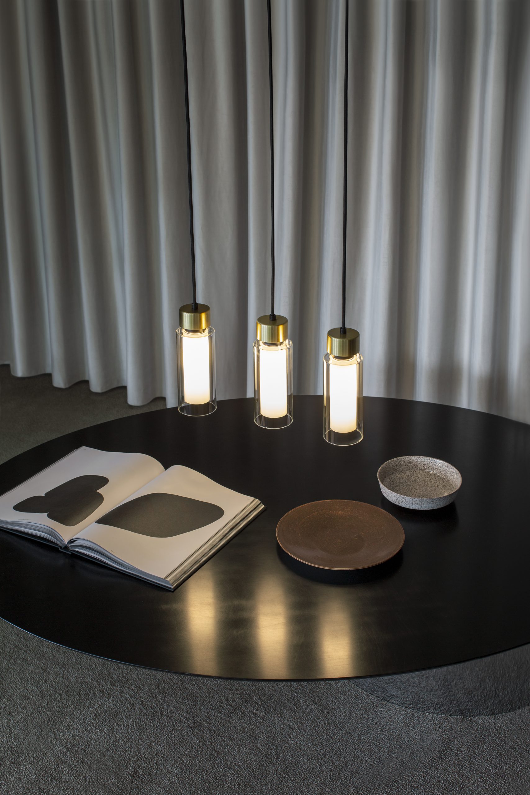 560.21 C2+C41+clear glass