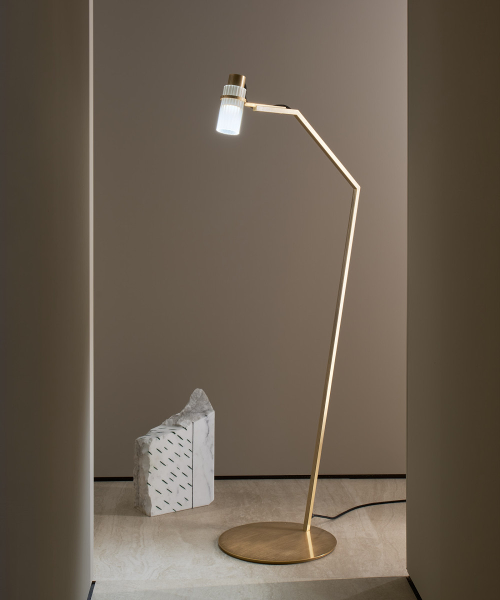 699ea2b2212eb84a7a62fef5f61fb074-1000x1200